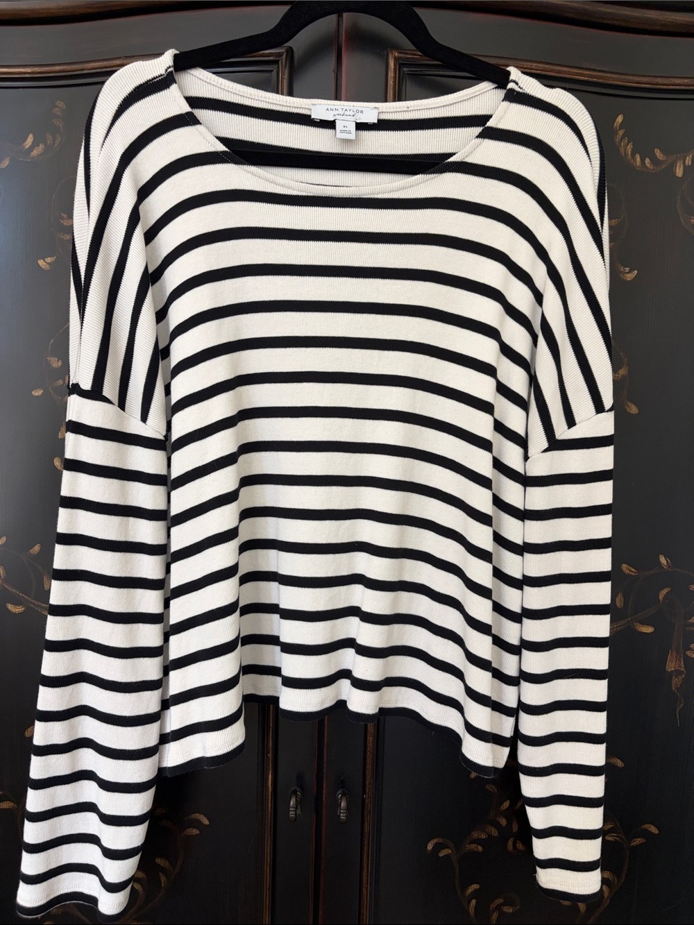 Ann Taylor Black & White Striped Boatneck Long-Sleeve Top